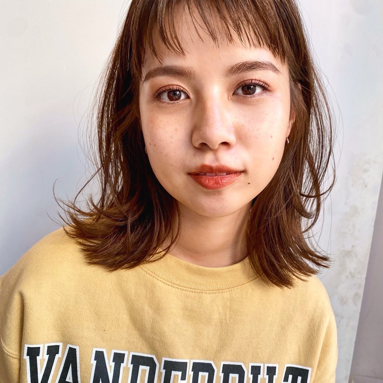 短め前髪のおしゃれ外ハネヘア 短め前髪のおしゃれ外ハネヘア